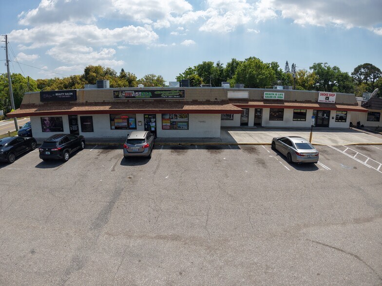 More Photos Of 1745 Drew St, Clearwater General Retail For Sale