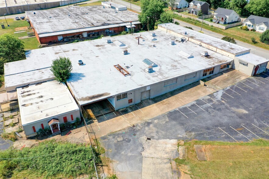 Primary Photo Of 1505 Buncombe Rd, Greenville Distribution For Sale