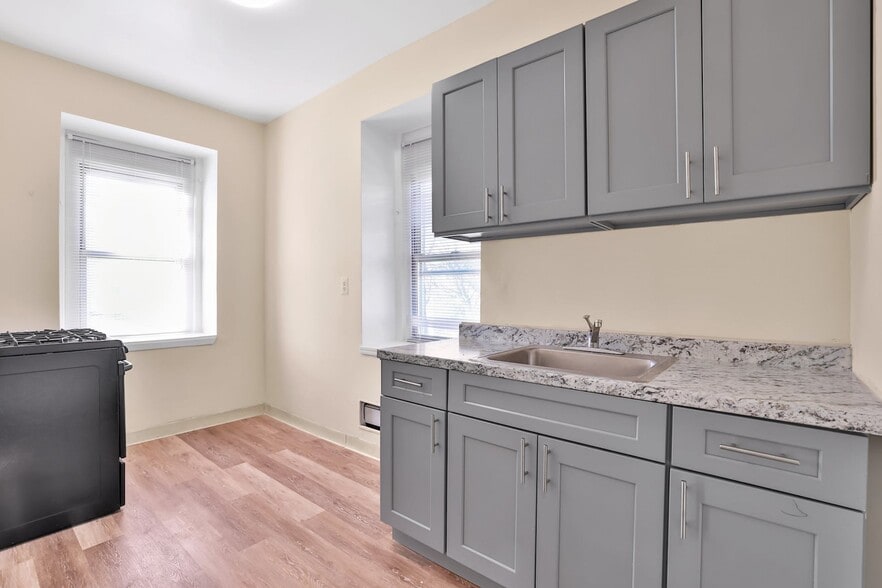 More Photos Of 668 E 222nd St, Bronx Religious Facility For Sale