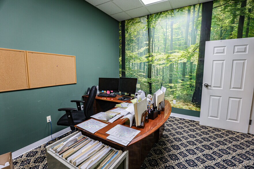 More Photos Of , Paducah Unknown For Sale