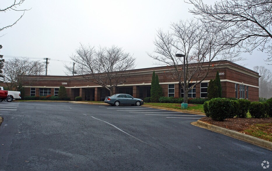 More Photos Of 8030 England St, Charlotte Light Manufacturing For Lease