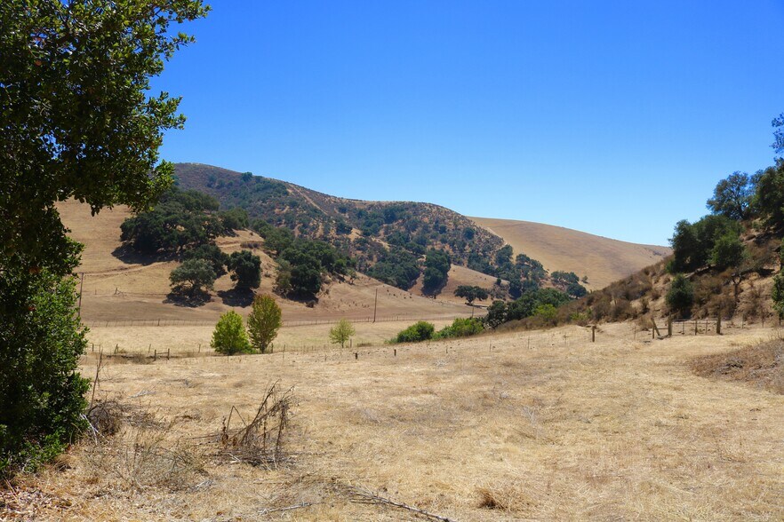 More Photos Of 32800 Johnson Canyon Rd, Gonzales Land For Sale