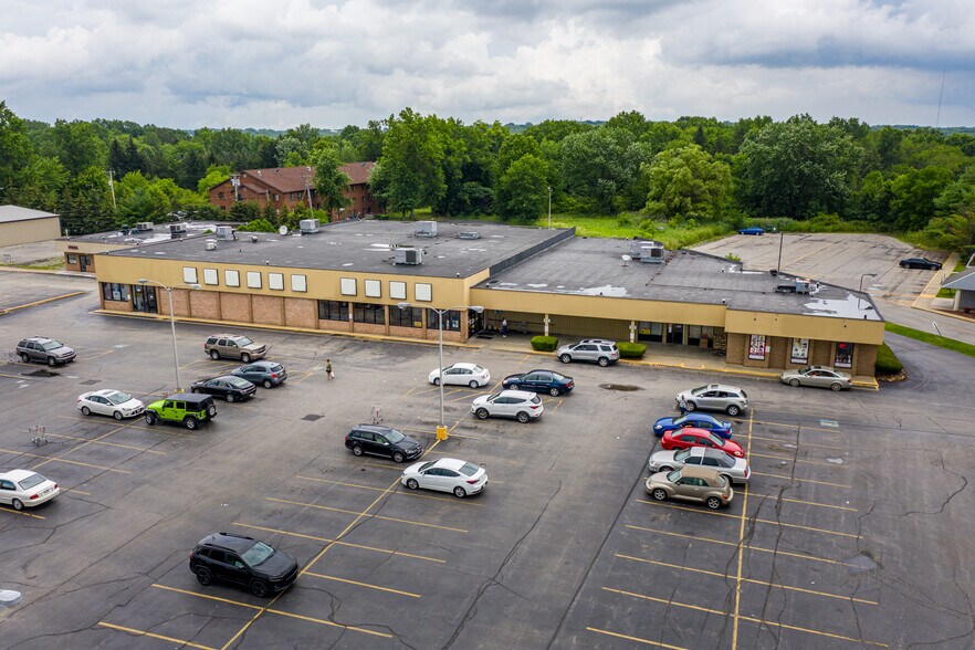 More Photos Of 823-829 Sharon New Castle Rd, Farrell Storefront Retail Office For Lease