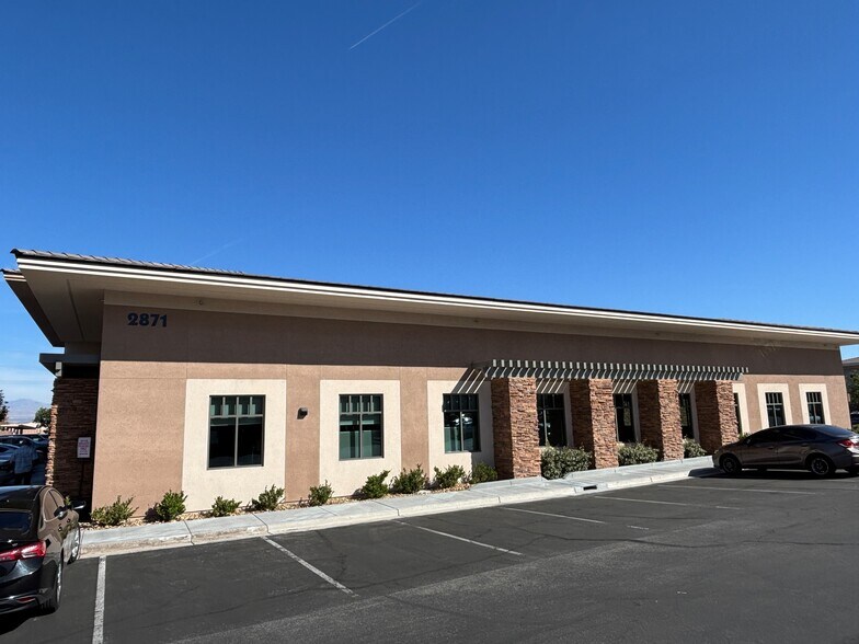 More Photos Of 2871 Saint Rose Pky, Henderson Medical For Lease