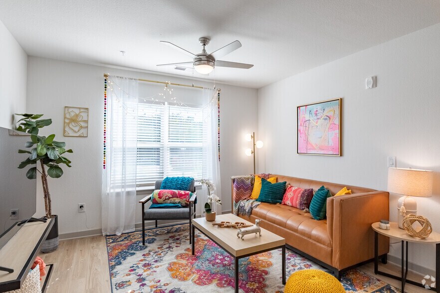 More Photos Of 894 Tiger Blvd, Clemson Apartments For Lease