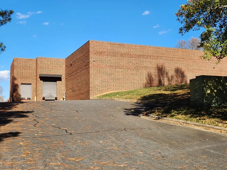 More Photos Of 750 Imperial Ct, Charlotte Distribution For Sale