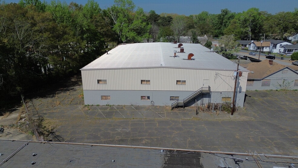 More Photos Of 1290 Knotts Ave, East Point Theater Concert Hall For Sale