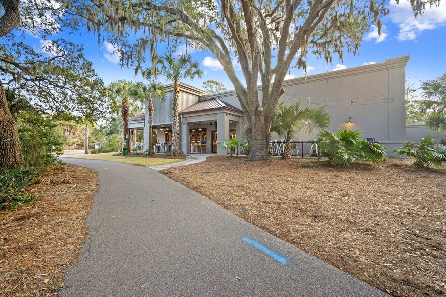 More Photos Of 14 Folly Field Rd, Hilton Head Island Restaurant For Lease