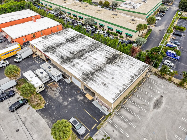 More Photos Of 1501 NW 1st Ct, Boca Raton Light Distribution For Lease