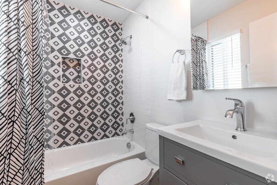 More Photos Of 1519 Annex Ave, Dallas Apartments For Sale