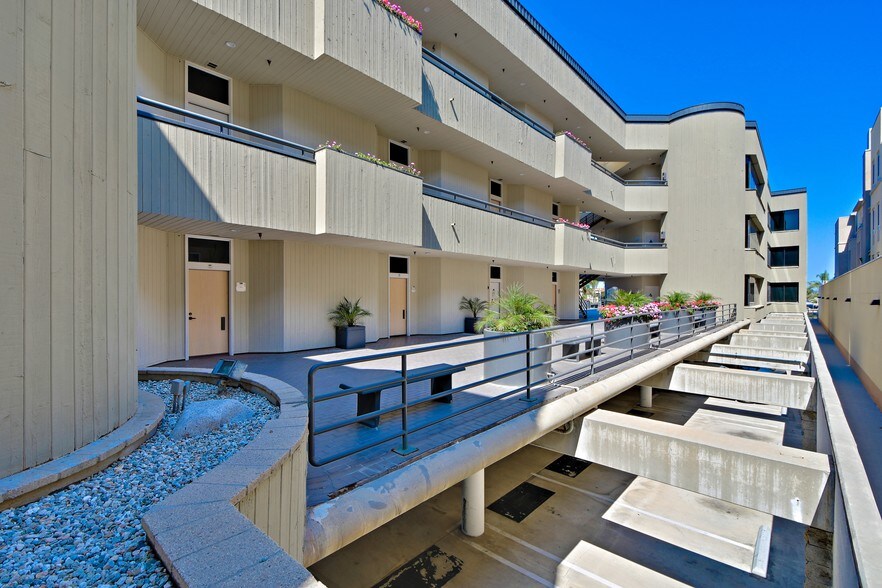 More Photos Of 18141 Beach Blvd, Huntington Beach Medical For Sale