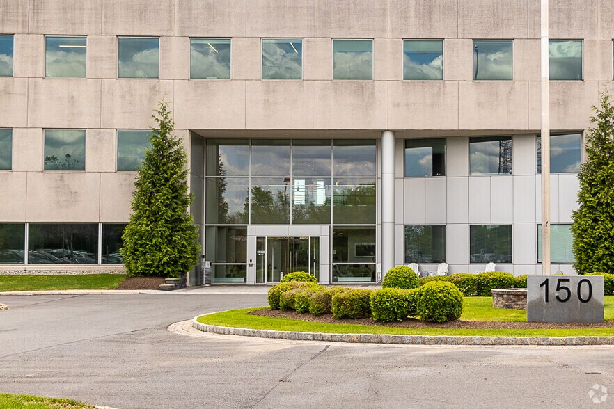 More Photos Of 150 College Rd W, Princeton Office For Lease