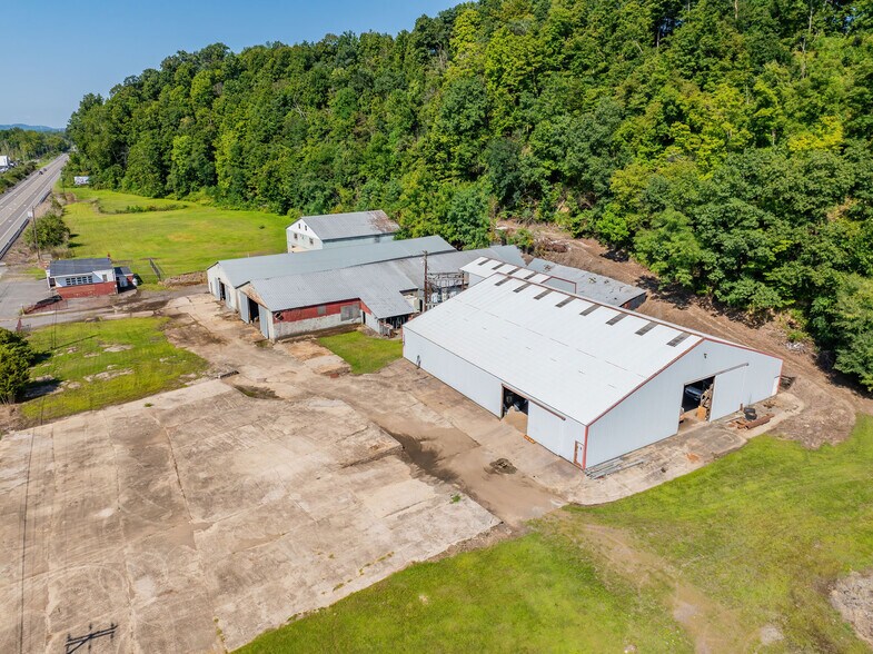 More Photos Of 3825 Columbia Blvd, Bloomsburg Manufacturing For Sale