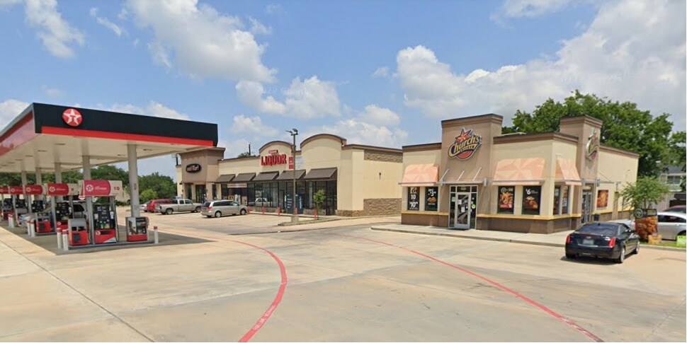 More Photos Of 10901 W Fairmont Pky, La Porte Convenience Store For Sale