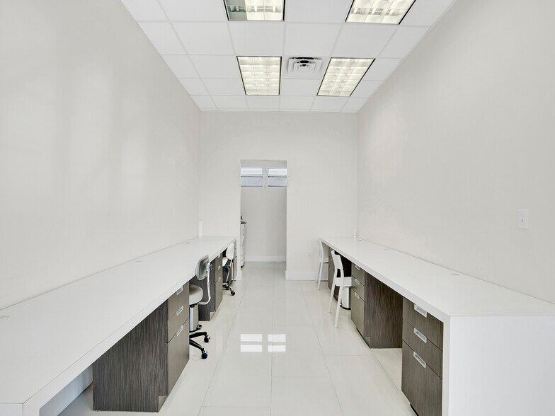 More Photos Of 1675 SW 27th Ave, Miami Medical For Sale