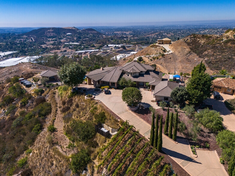 More Photos Of 2286 Sunshine Mountain Rd, San Marcos Winery Vineyard For Sale