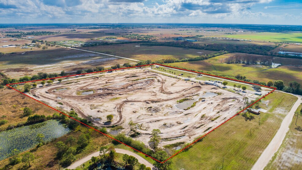 More Photos Of 7543 NE 48th St, Okeechobee Racetrack For Sale