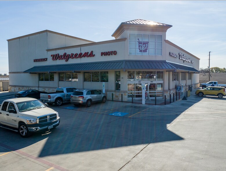 Primary Photo Of 10858 Wurzbach Rd, San Antonio Drugstore For Sale
