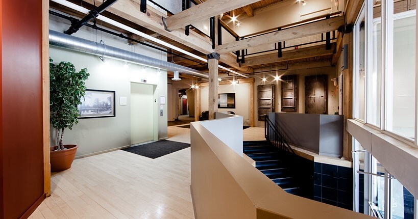 More Photos Of 72 Victoria St S, Kitchener Office For Lease