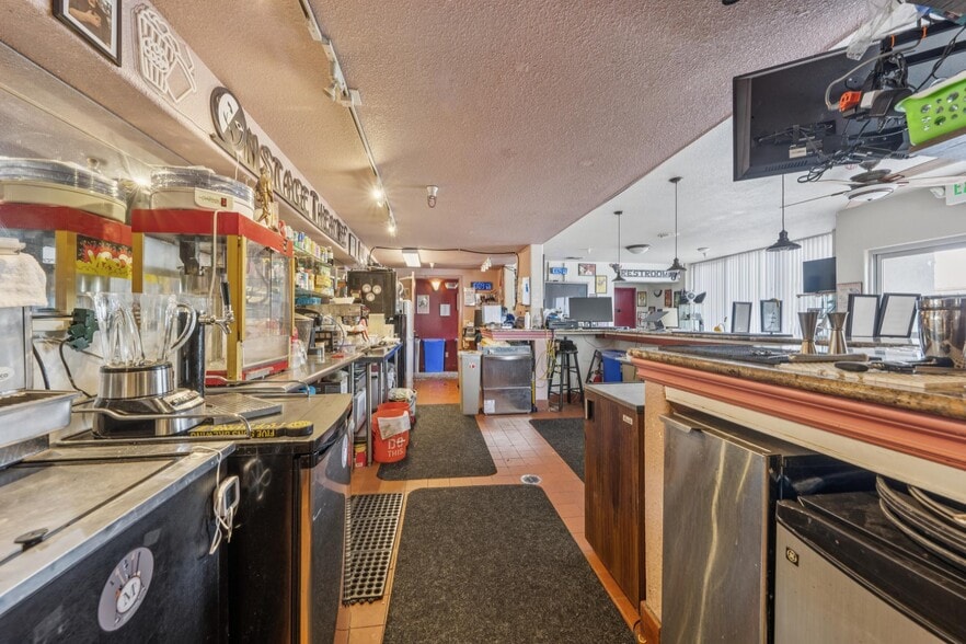 More Photos Of 636 Ward St, Martinez Theater Concert Hall For Sale