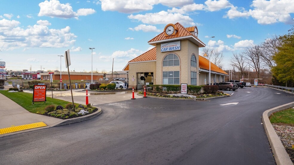 Primary Photo Of 18 W Germantown Pike, Norristown Carwash For Sale