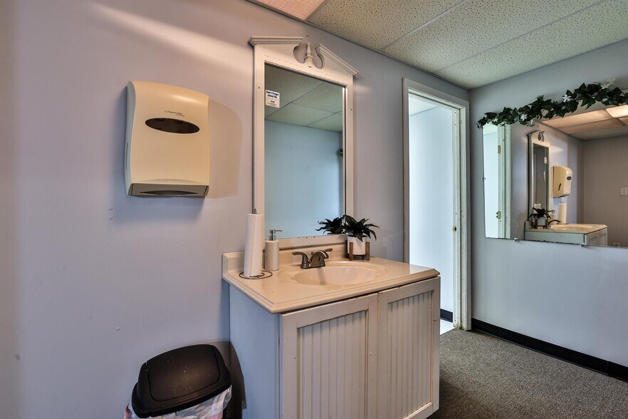 More Photos Of 4917 Webster St, Dayton Religious Facility For Sale
