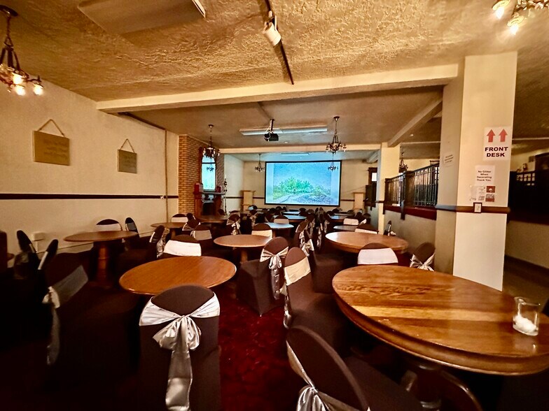 More Photos Of 925 1st Ave, Monte Vista Hotel For Sale