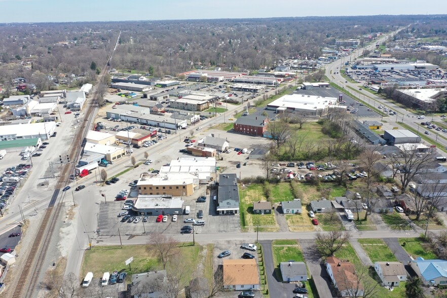 More Photos Of 2118 Bruce Ave, Louisville Restaurant For Sale