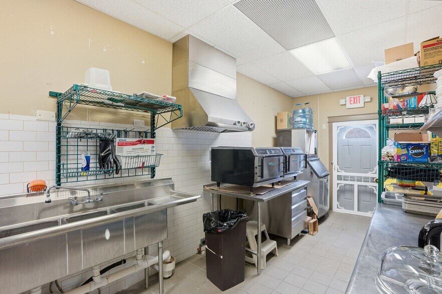 More Photos Of 116 W Main St, West Branch General Retail For Sale