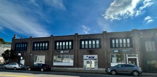 More Photos Of 1224 Hyde Park Ave, Hyde Park Loft Creative Space For Lease