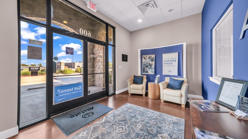 More Photos Of 126 S Ranch House Rd, Willow Park Medical For Sale