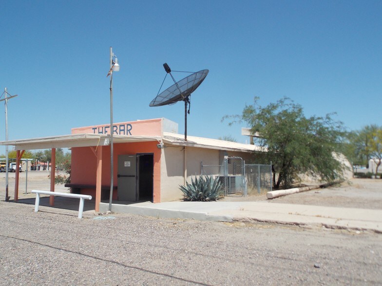 More Photos Of 104 W Murphy Ave, Gila Bend Bar For Sale