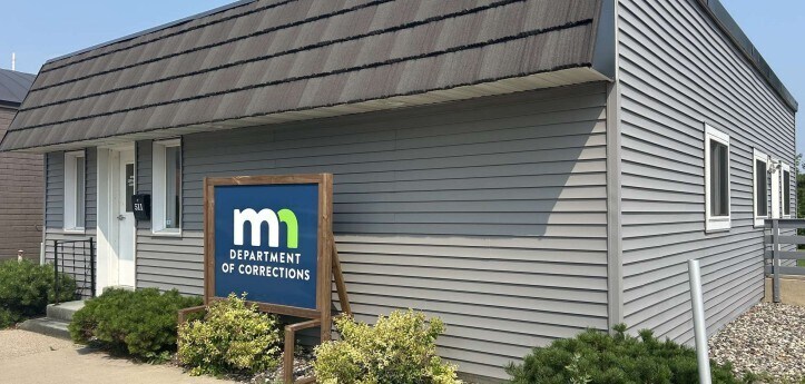 Primary Photo Of 511 S State St, Waseca Office For Sale