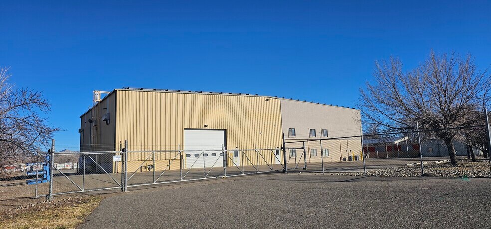 More Photos Of 2948 I-70 Business Loop, Grand Junction Warehouse For Lease