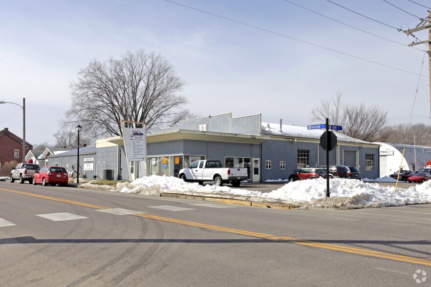 Primary Photo Of 1513 N 2nd St, Saint Charles Warehouse For Sale