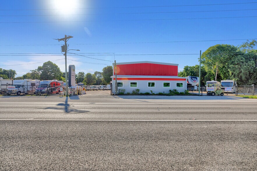 More Photos Of 100099 Overseas Hwy, Key Largo Freestanding For Sale