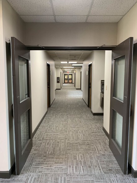 More Photos Of 10801 Johnston Rd, Charlotte Office For Lease