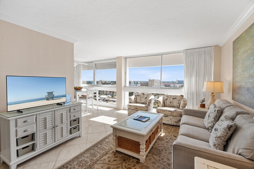 More Photos Of 5966 Midnight Pass Rd, Sarasota Hotel For Sale