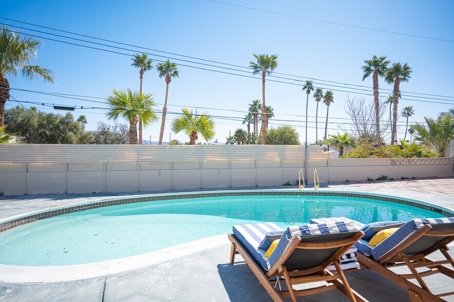 More Photos Of 1305 S 16th St, Las Vegas Specialty For Sale