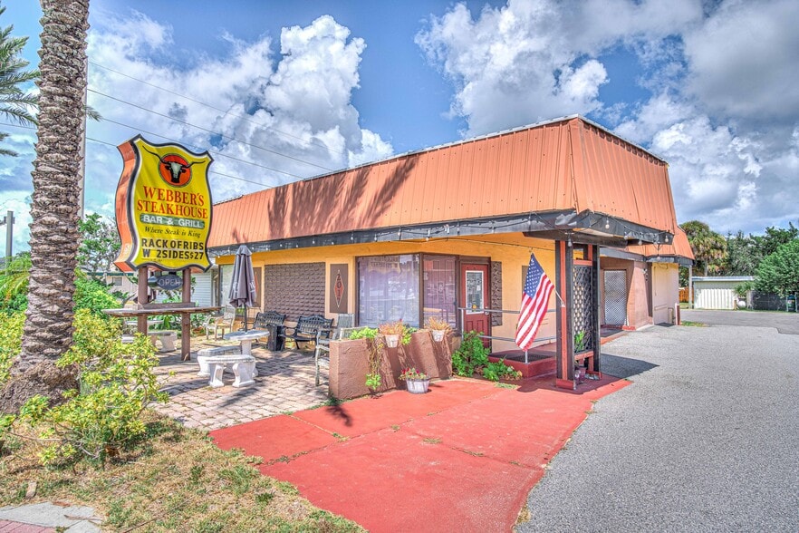 More Photos Of 2017 S Ridgewood Ave, South Daytona Restaurant For Sale