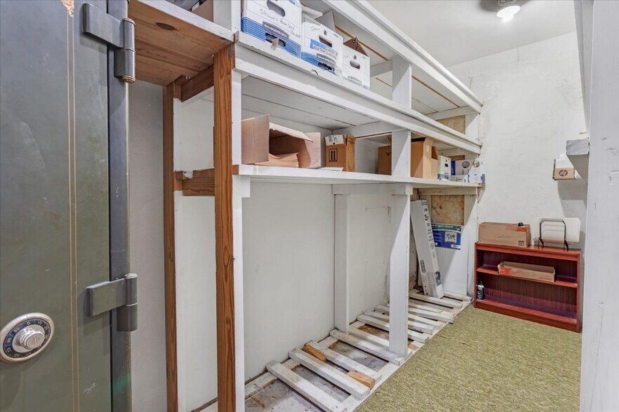 More Photos Of 1485 N Main St, Paris Land For Sale