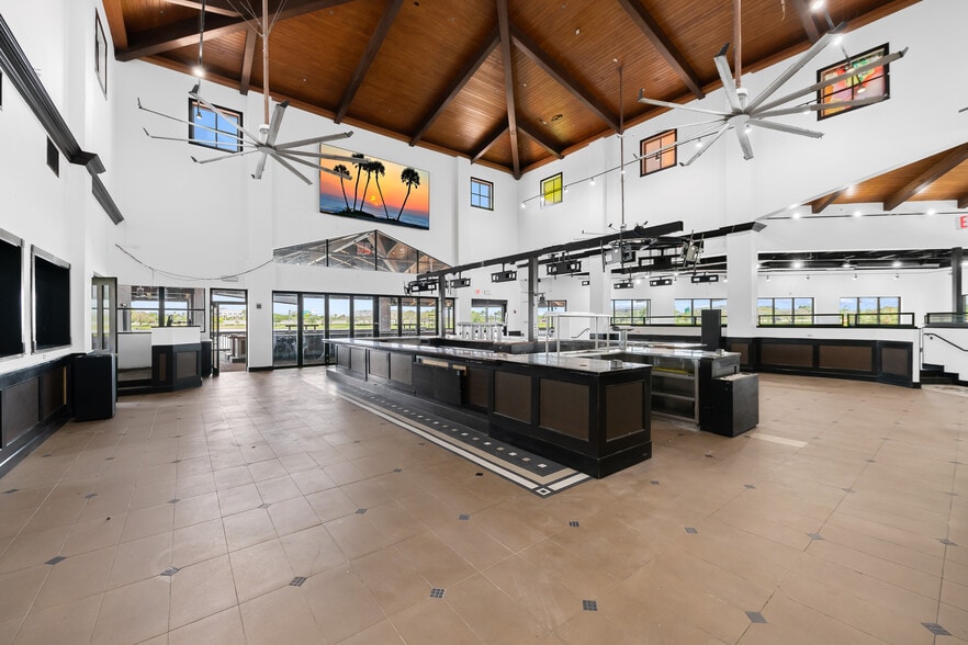More Photos Of 15500 SW 29th St, Miramar Restaurant For Lease