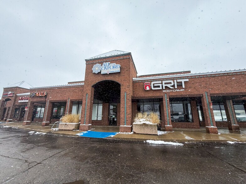 More Photos Of 1350-1500 S Lapeer Rd, Oxford Unknown For Lease