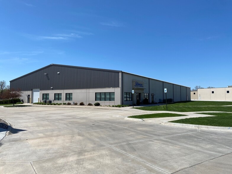 Primary Photo Of 1110 Aries Dr, Lincoln Warehouse For Lease