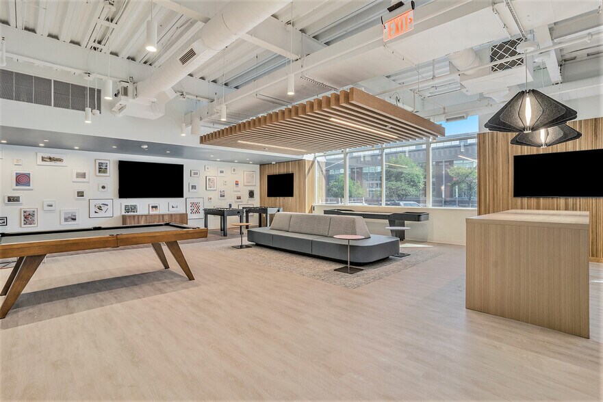 More Photos Of 20 Ash St, Conshohocken Office For Lease