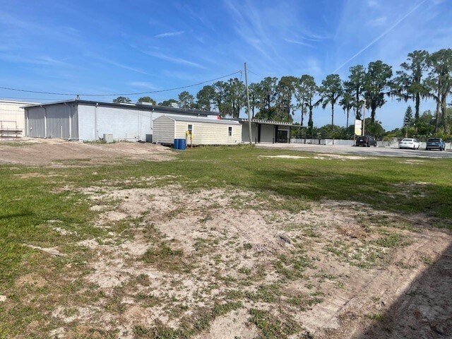More Photos Of 350 W Brannen Rd, Lakeland Manufacturing For Sale