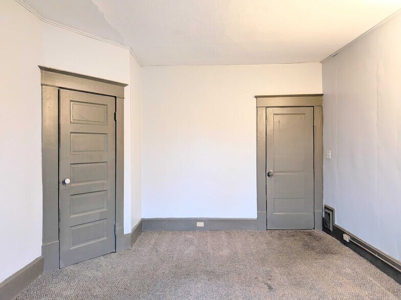 More Photos Of 18 5th St NE, Massillon Apartments For Sale