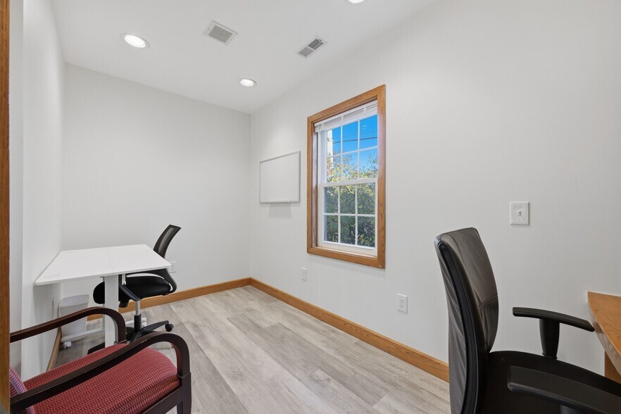 More Photos Of 123 Elm St, Old Saybrook Medical For Sale