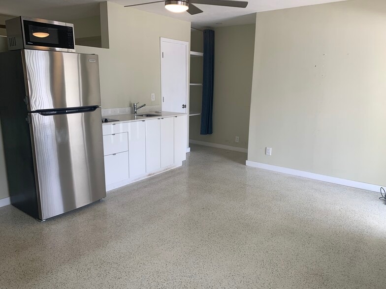 More Photos Of 1100 NE 18th Ct, Fort Lauderdale Apartments For Sale