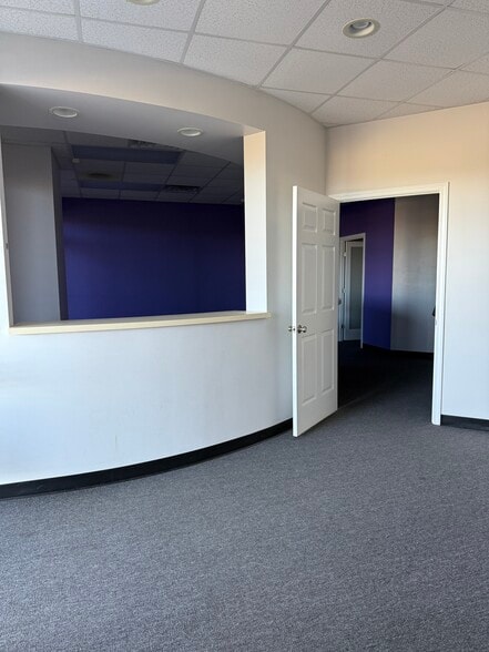 More Photos Of 10971 County Line Rd, Madison General Retail For Lease